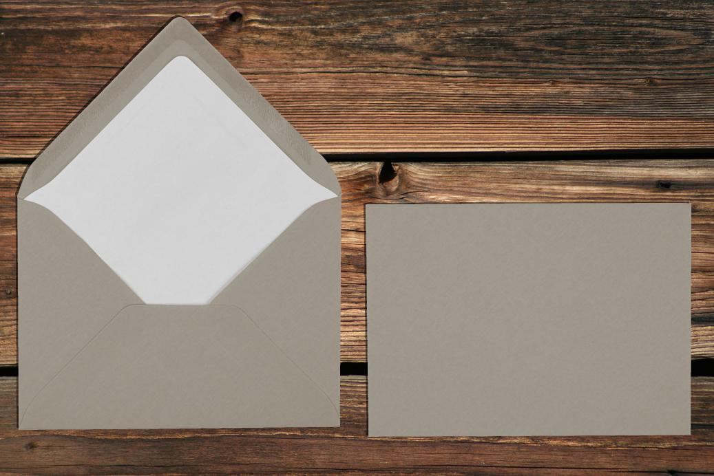 Briefhüllen mit Seidenfutter C6 114x162 mm Nassklebend Taupe gerippt 100 g/qm